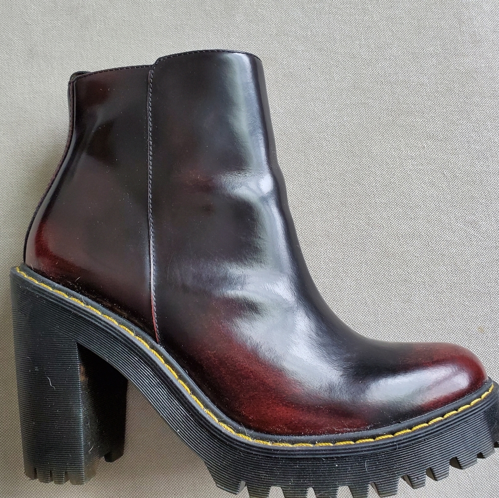 Dr. Martens Magdalena Arcadia Boots